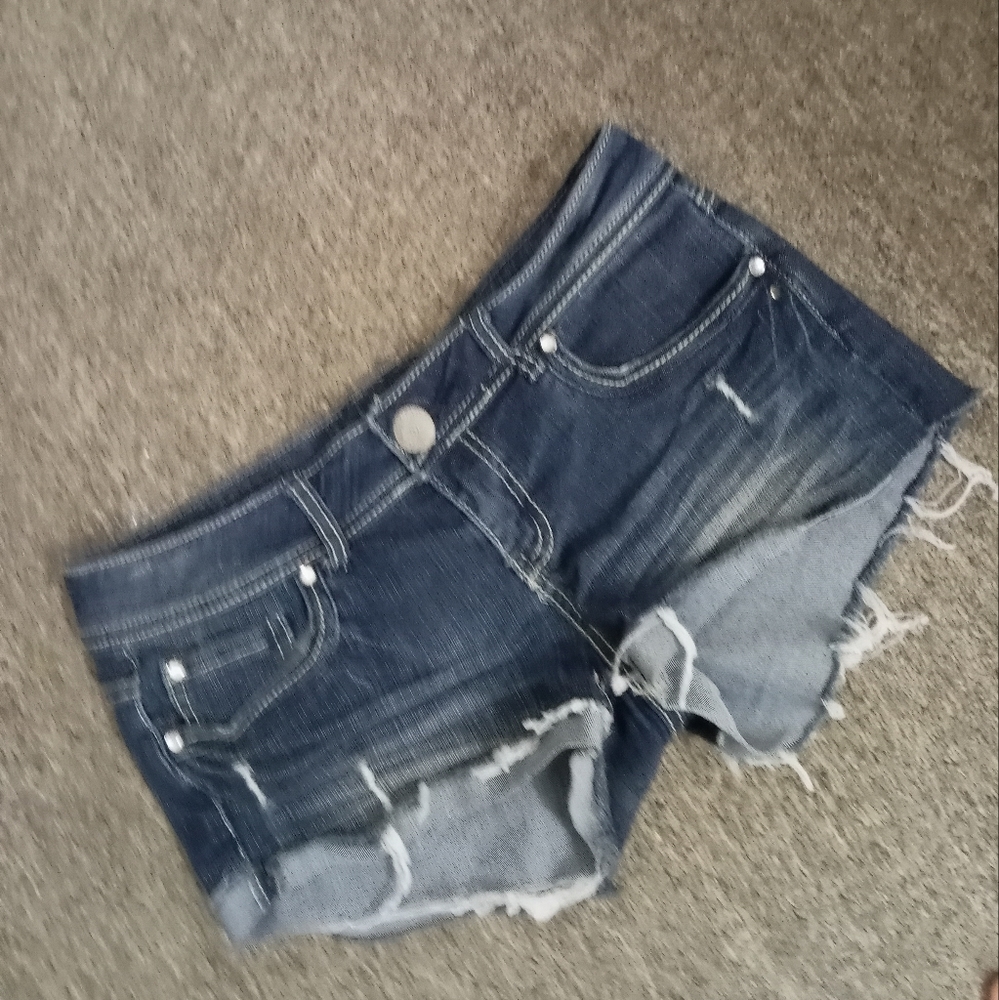 Almost famous denim jean shorts size 9